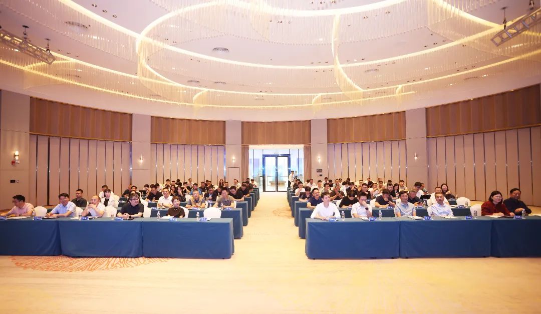 公司进行主题客户座谈会，助推合作共绘发展蓝图